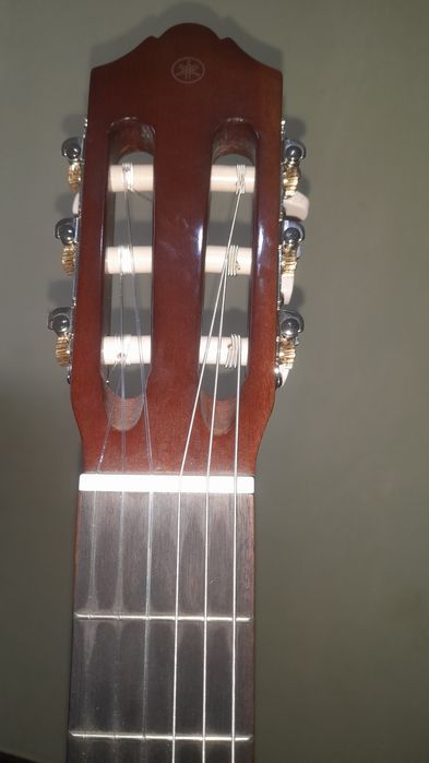 YAMAHA C45 holati yangi