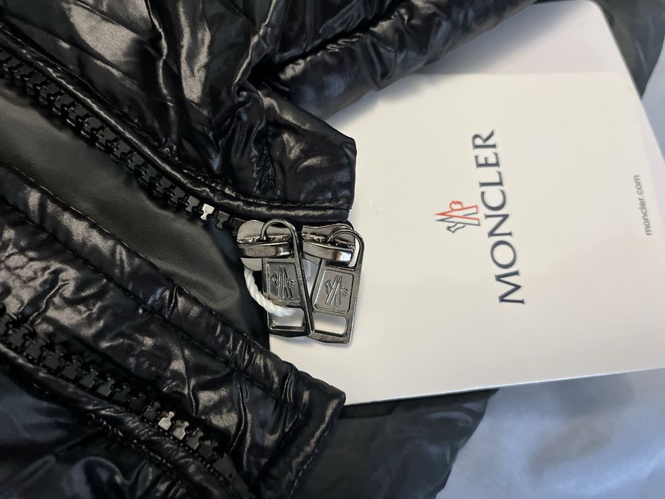 Vesta moncler Bormes Shiny Black Puffer Vest