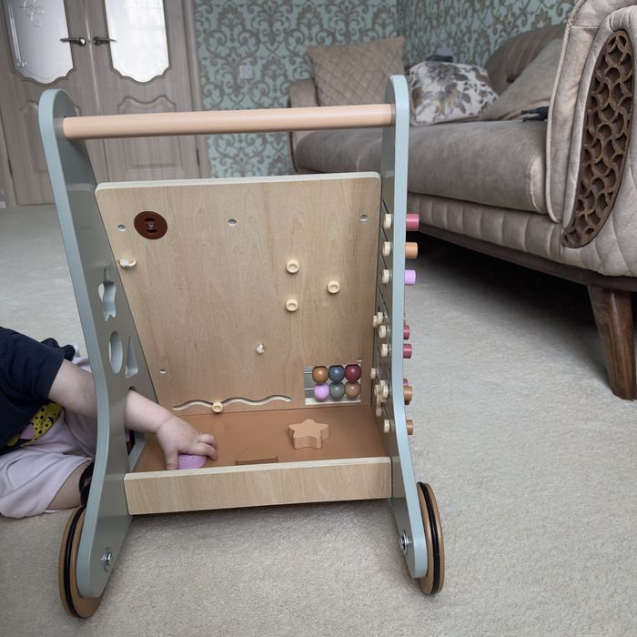 Ходунки - каталка Бизиборд