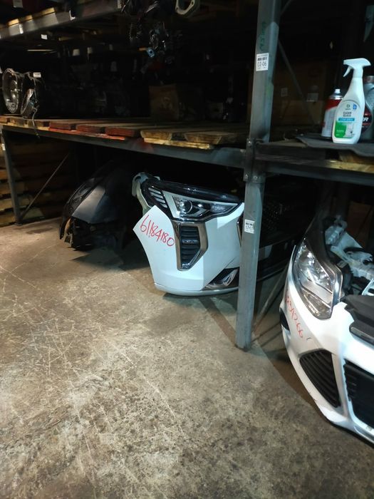 Авто запчасти любой марки кузовные детали двигателя