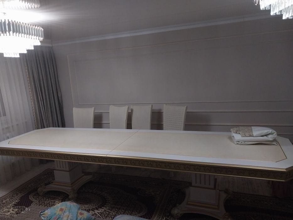 Стол с стульями.Срочно продам