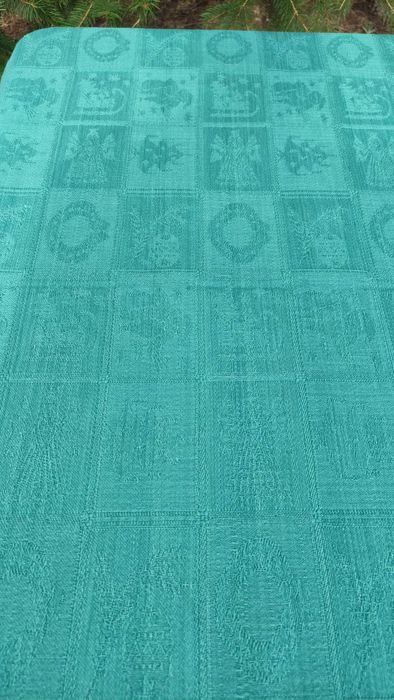 Зелена памучна покривка с ресни плътна тежка