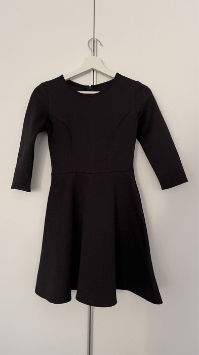 Rochie neagra scurta