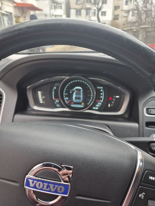 Volvo  X C 60 ,5 pistoane