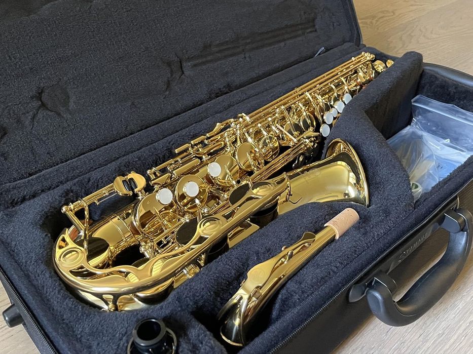 Yamaha 280 ca nou doar 3-4 repetitii folosit