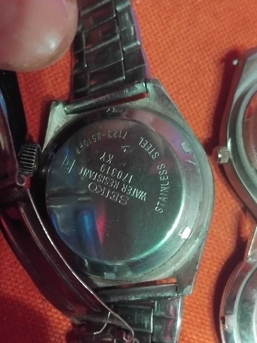 Лот часовници пет броя