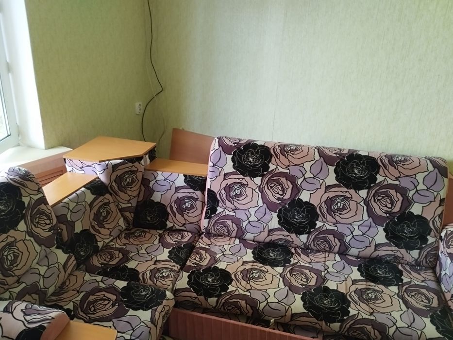 Продам угловой диван в хорошем состоянии