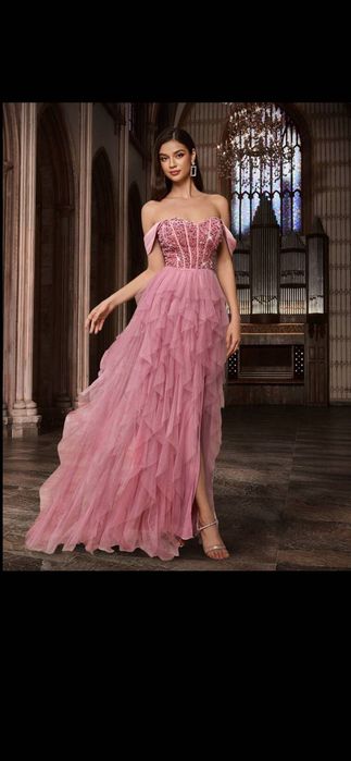 Официална розова рокля