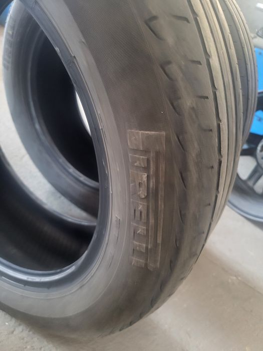 Продам 2 летние шины "Pirelli Centurato P7"