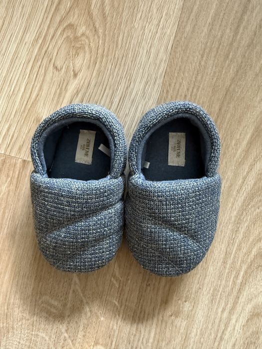 Нови бебешки пантофи Zara home