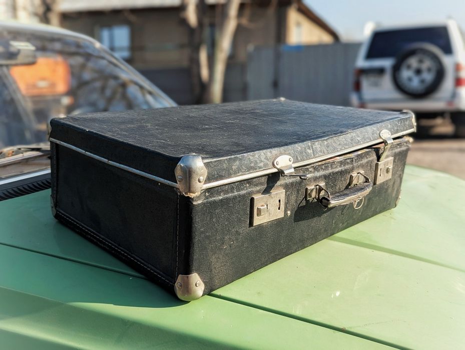Советский чемодан