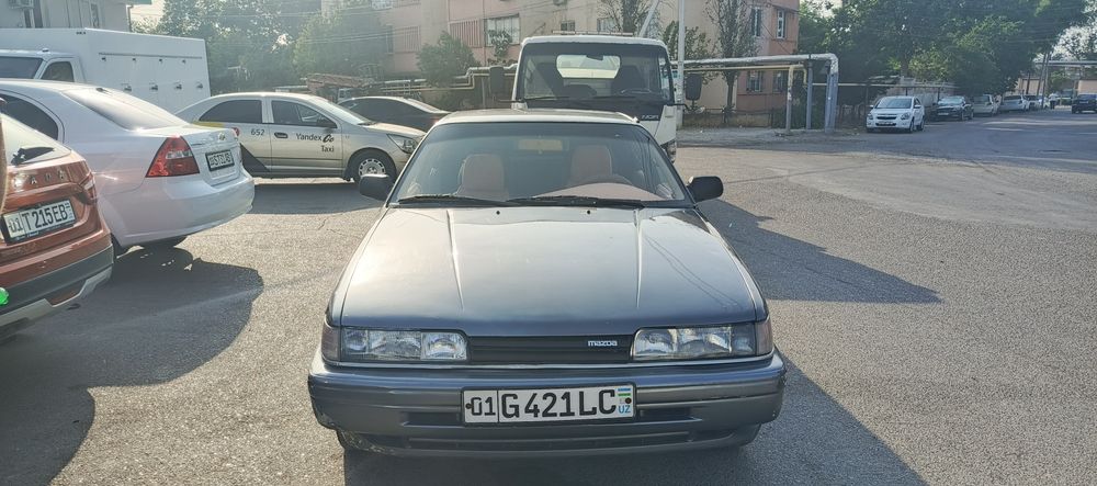 Продаю дешёво мазда 626, 1987 года