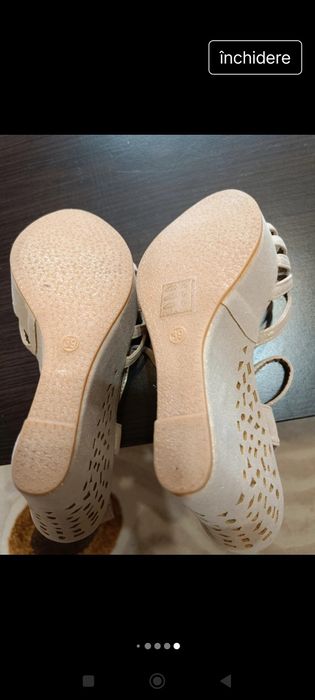 Sandale cu platforma