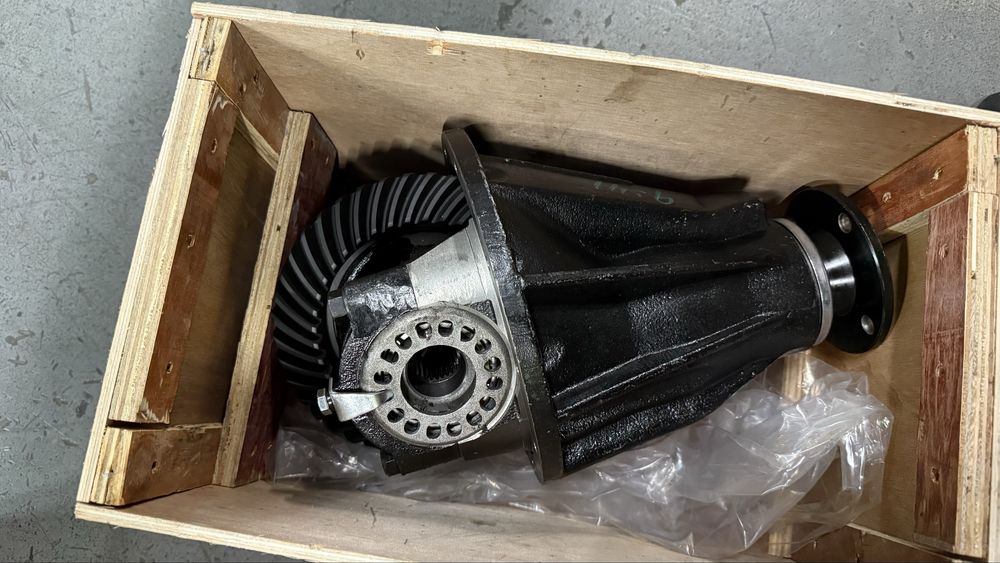 Редуктор Передний и Задний (Дифференцал)