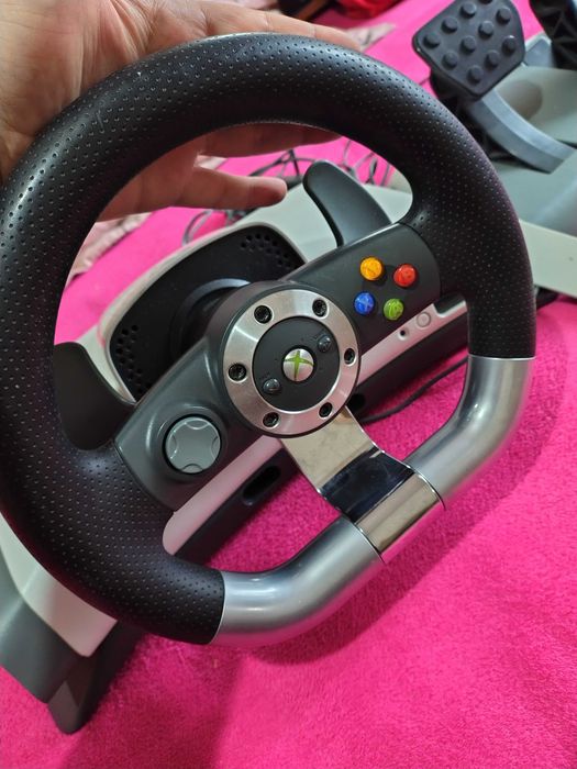 Volan si pedale xbox 360.