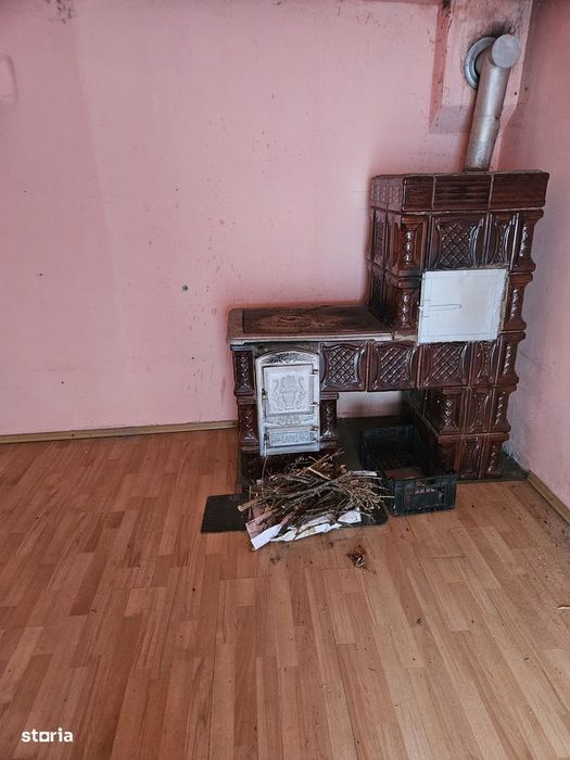 Casa de vanzare în Cunța