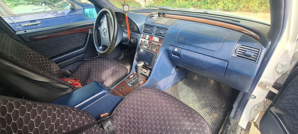 Продам Мерседес С180