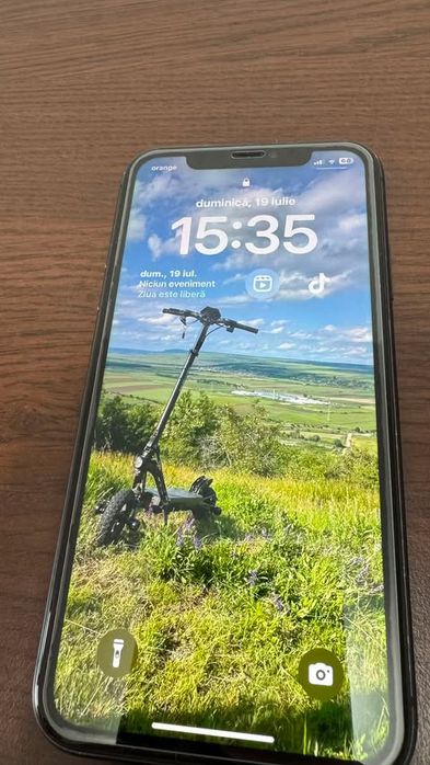 Iphone 11 in stare foarte buna