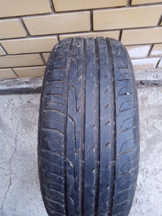Продам шины в идеальном состояние