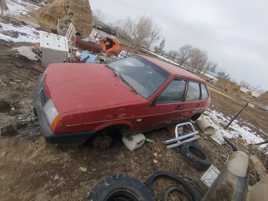 Продам запчасти на ваз 2109