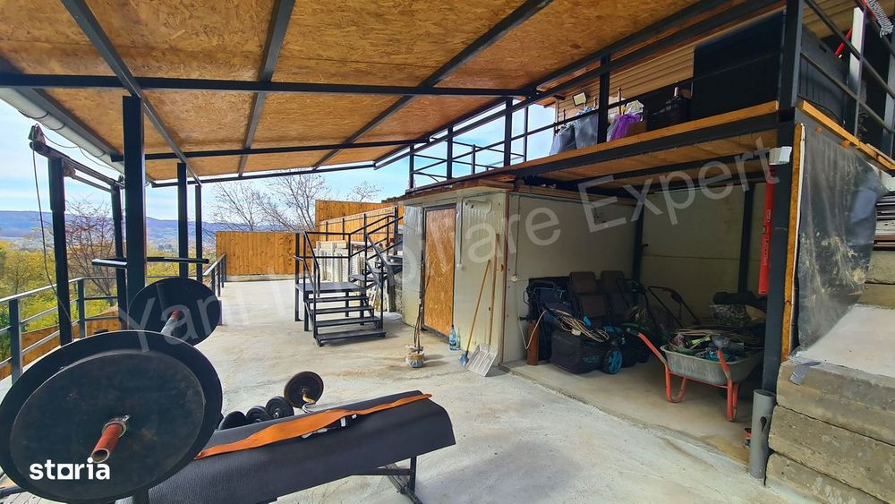 Casă de vânzare în Curtea de Argeș, strada Anghelești.