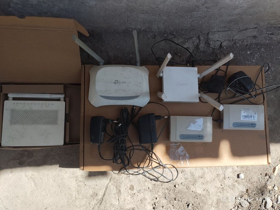 hardi.кабеля.wi fi роутери.за все что на фото 175тысячь