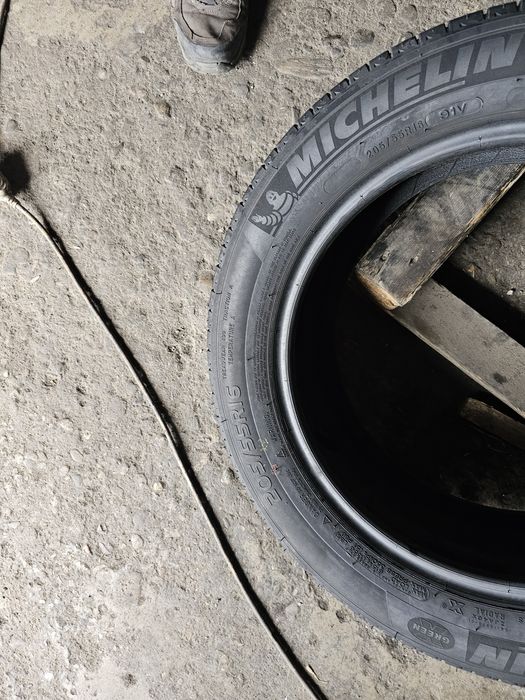 2 anvelope vara 205 55 16 Michelin