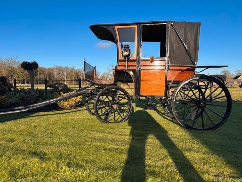 Trăsură Cai Antica