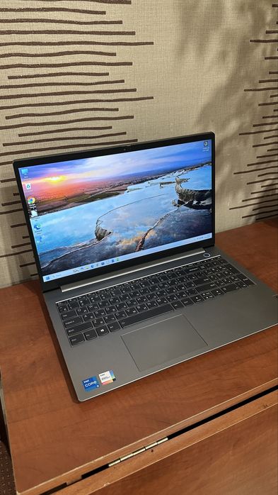 Продам ноутбук Lenovo