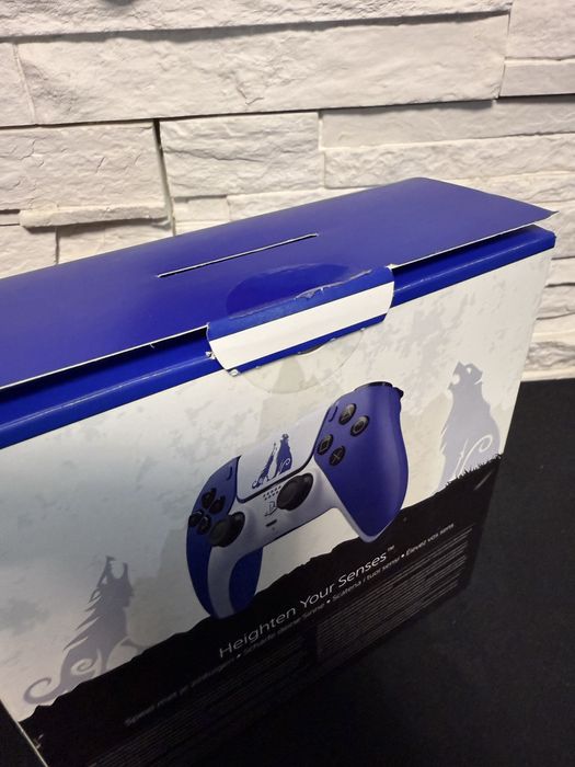 God of War dualsense limited edition - нов