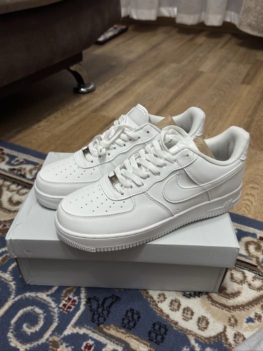Nike Air Force 1