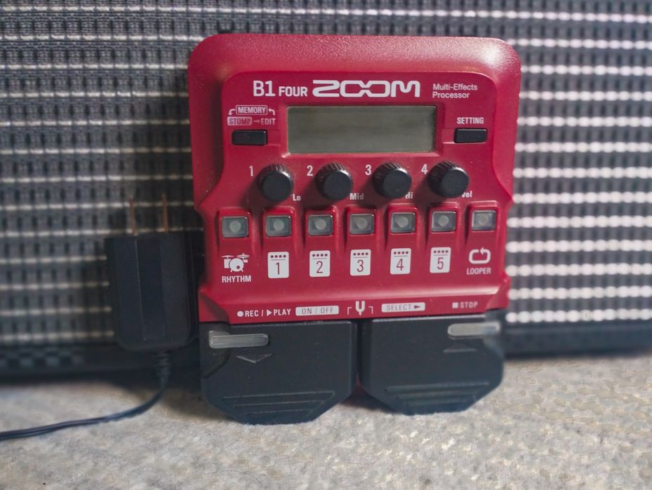 Процессор Zoom B1 four