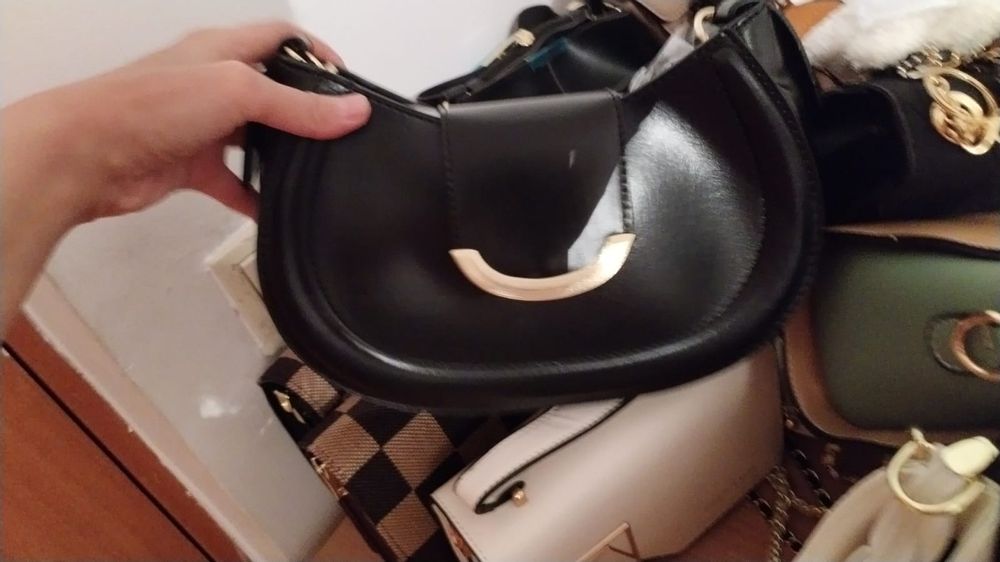 Модные сумки 4000