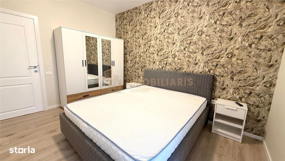 Apartament 2 camere cu curte proprie- Centrul Vechi, prima inchiriere