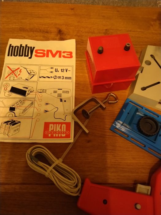Продавам  детска играчка бормашина със стойка Piko hobby SM3 / 12 V