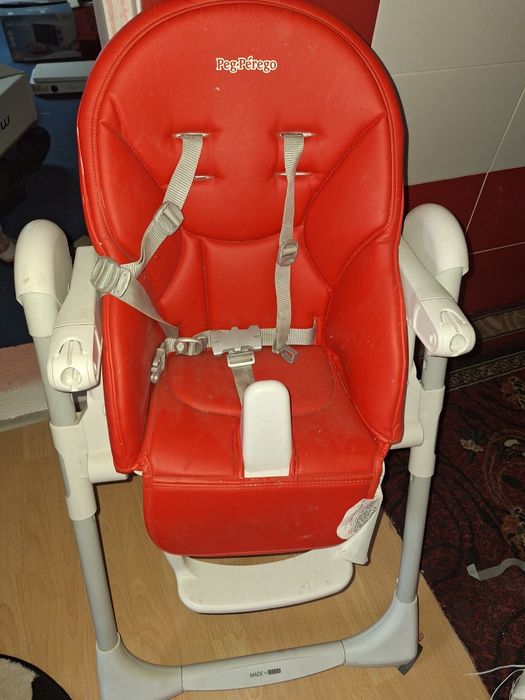 Scăunel pt masa pt bebelusi Peg -Perego