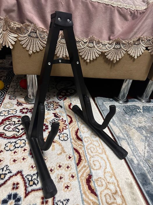 Продам электрогитару