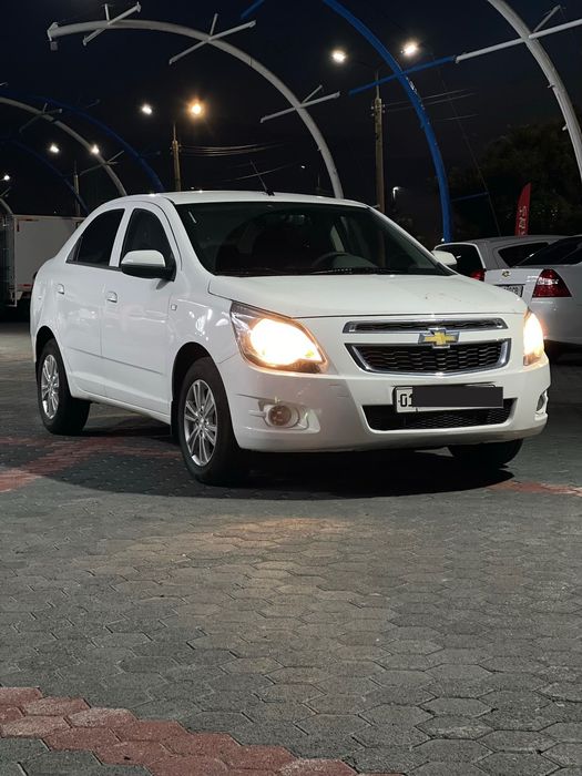 Chevrolet Cobalt LTZ avtomat avtomobili sotiladi !