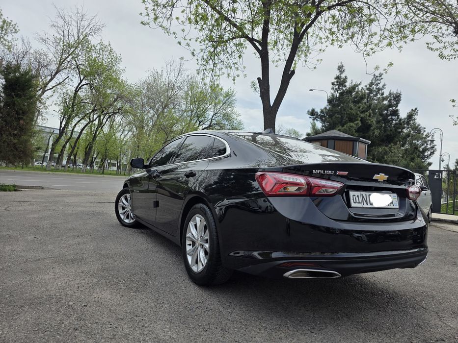 Malibub2 Premier Qora 2022 Yil Benzin Kiraskasi Toza