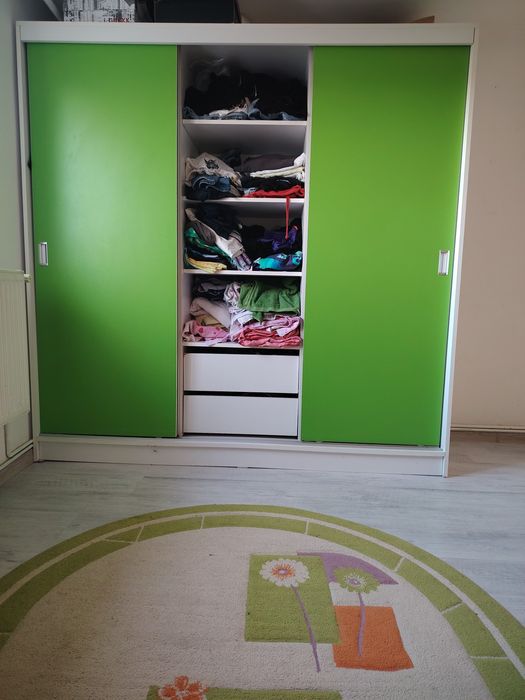 Dressing, șifonier verde cu alb