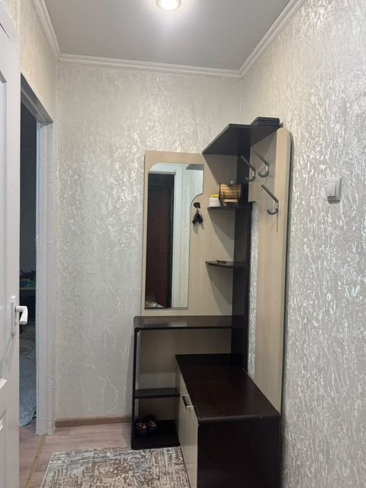 Продам 3 ком квартиру в р-оне Каравана