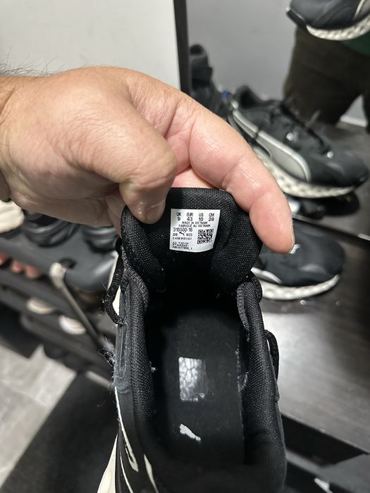 Puma size 43 Black