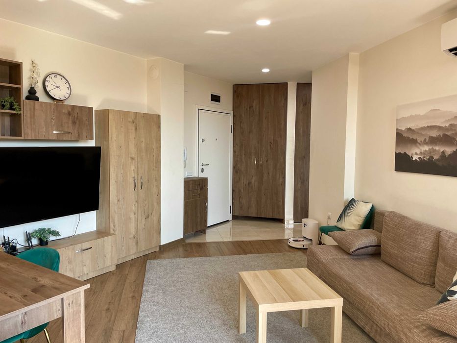 Дава се под наем Двустаен апартамент в Варна, Бриз - 52 кв.м за 714 € - Снимка #7