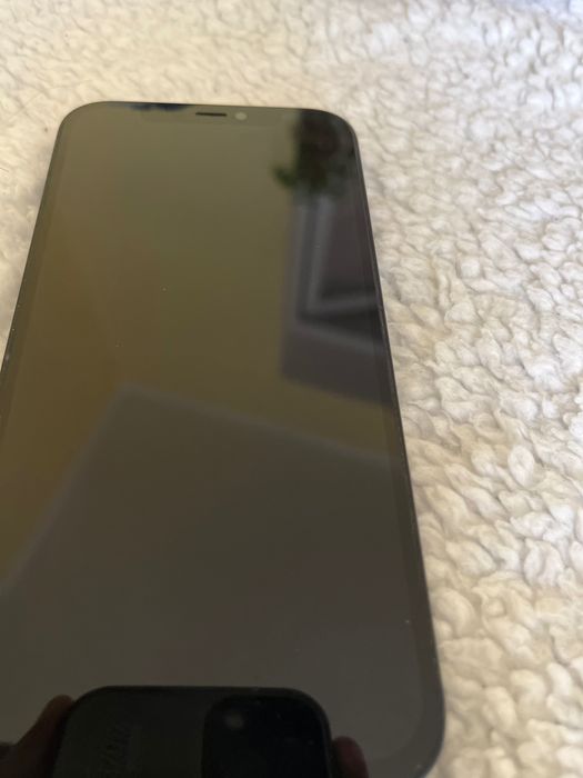 Iphone 12 128gb v cherno bez zabelejki