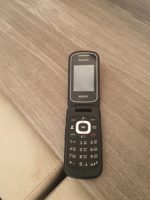 Novey senat sim-kard