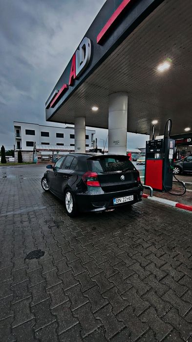 Vând bmw seria 1