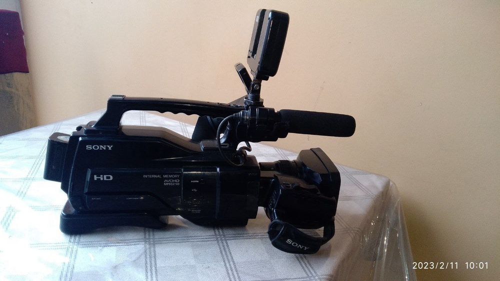 Sony kamera sotiladi