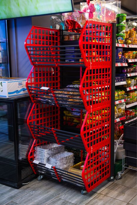 Rafturi pentru magazin