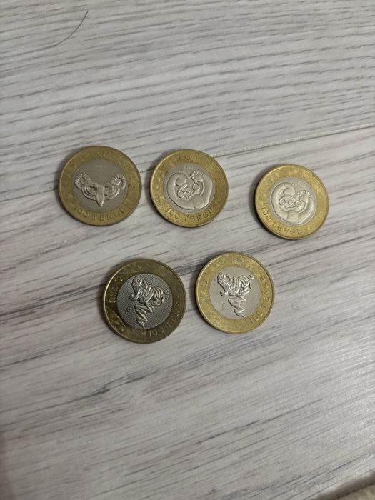 Продам колекционные монеты