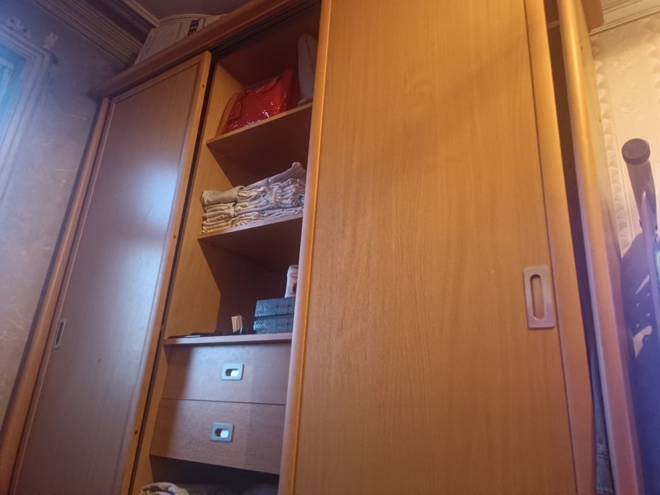 Продам шкаф купе